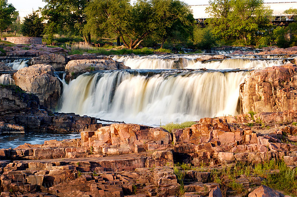 Falls Park186, sub