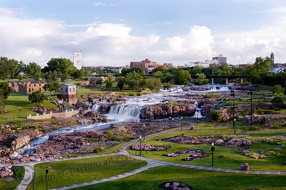 Falls Park166, Sub
