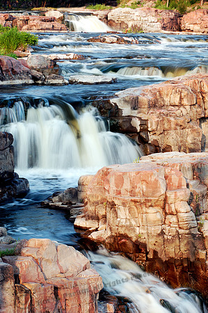 Falls007, Sub