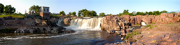 Falls Panorama 1